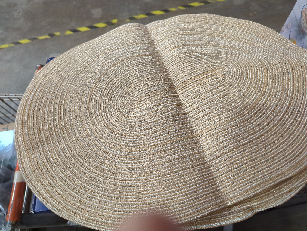 JeogYong Oval Placemats Set of 6 Washable Placemats Woven Placemats 14 x 20 Inch Oval Heat-Resistant Table Mats for Dining Tables, Indoor & Outdoor Decorations (Coffee)