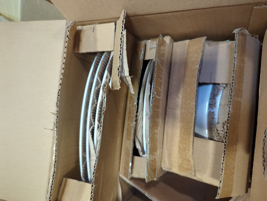 Simply Essential Soft Square 12-Piece Dinnerware Set in White