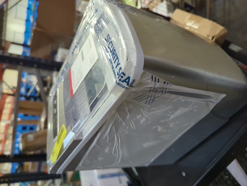 Insignia™ - Portable Ice Maker with Auto Shut-Off - Gray