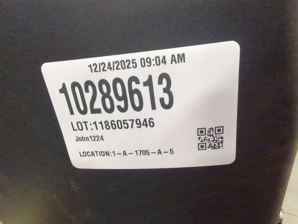 Insignia™ - 6-Sheet Crosscut Shredder - Black