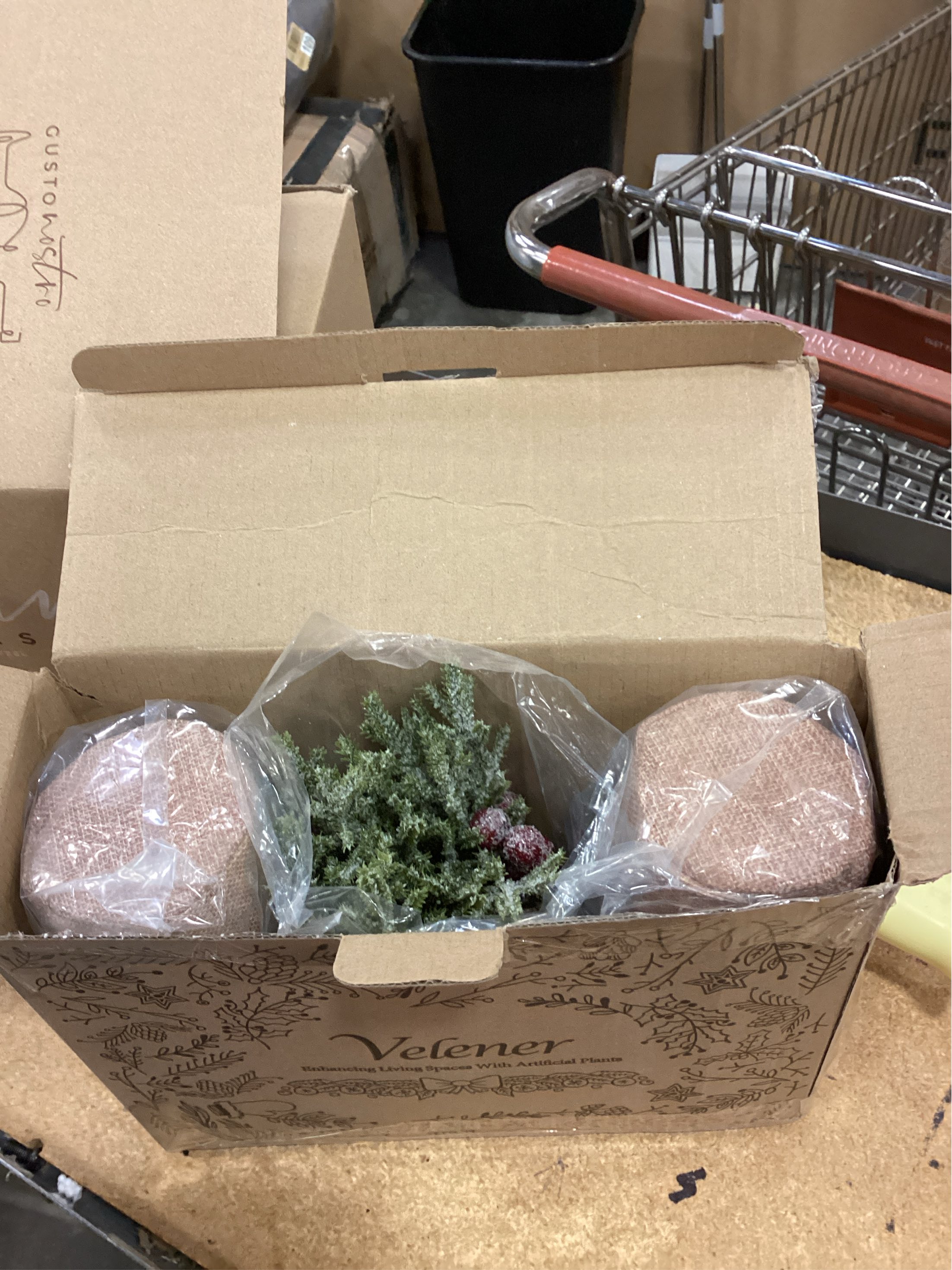 Velener Artificial Christmas Flowers for Outdoor-3 Pcs Faux Pine Branches with Red Berries & Pinecones, Fake Christmas Greenery Stems with Burlap Bag Vase, Winter Norfolk Pine Branches for Indoor