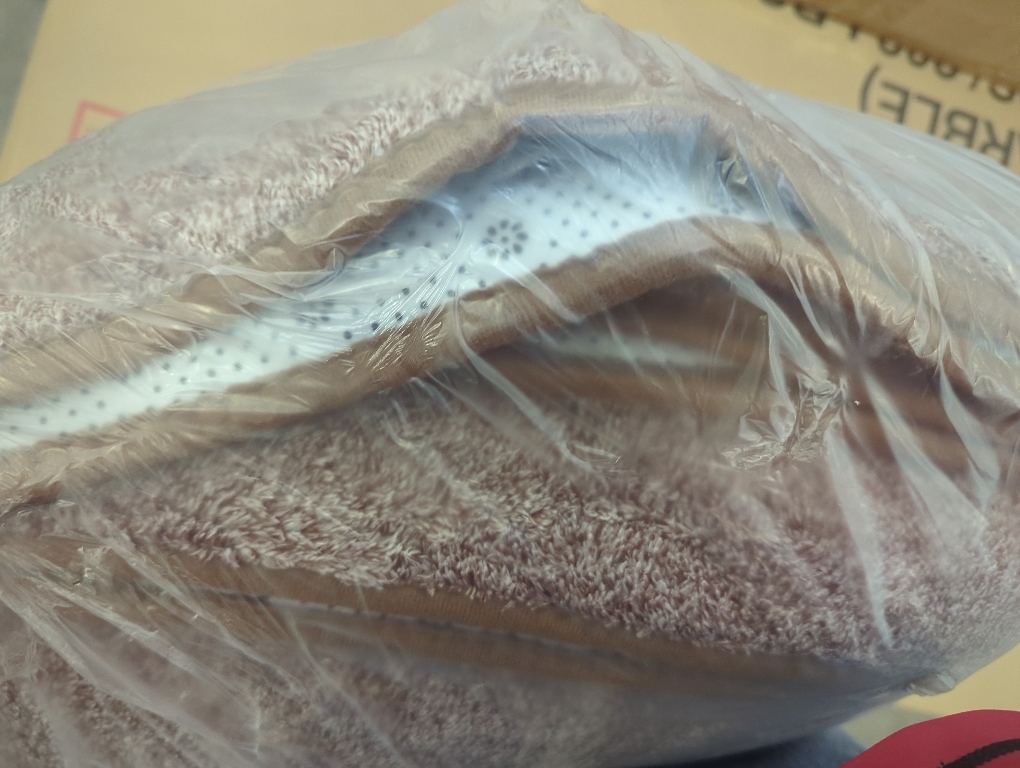 Size medium Color Brown Soft Rug