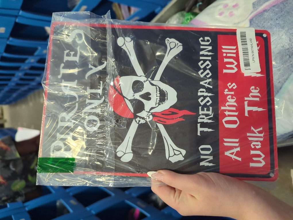 Pirate Party Decorations Halloween Pirate Themed Yard Decor Funny No Trespassing Metal Sign Vintage 12x8 Inch