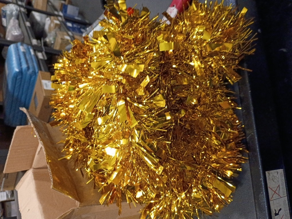 33FT Christmas Tinsel Garland,Gold Shiny Metallic Foil Decorations for Parade Floats, Halloween, Christmas Tree, New Year Parties,Birthday Party,Indoor and Outdoor Disco Party Supplies