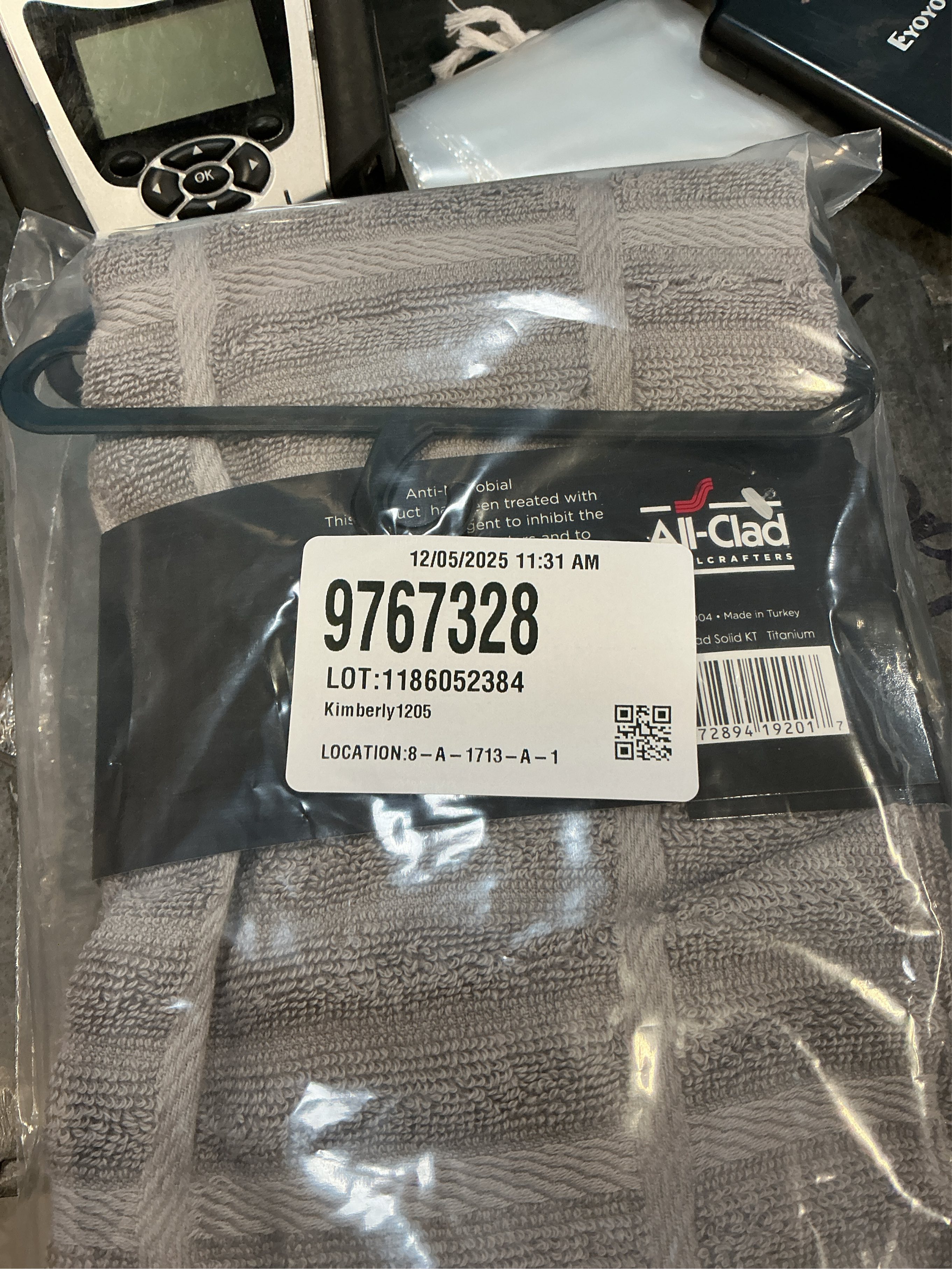 3- pack of All-Clad Solid Kitchen Towel: Highly Absorbent, Super Soft Long Lasting - 100% Cotton, 17x30 Tea Towel for Cleaning & Drying Dishes, Pans, Glassware, or Countertops, (1-Pack), Titanium Gray