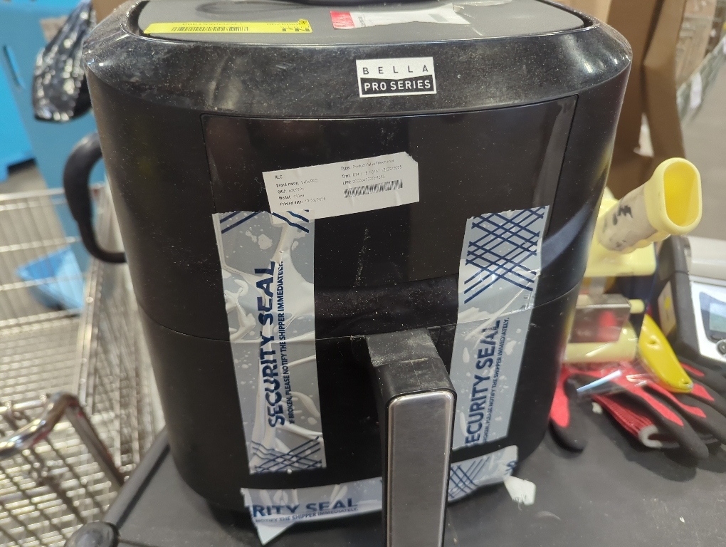 Bella PRO - 8-qt. Touchscreen Air Fryer with Divided Basket - Matte Black