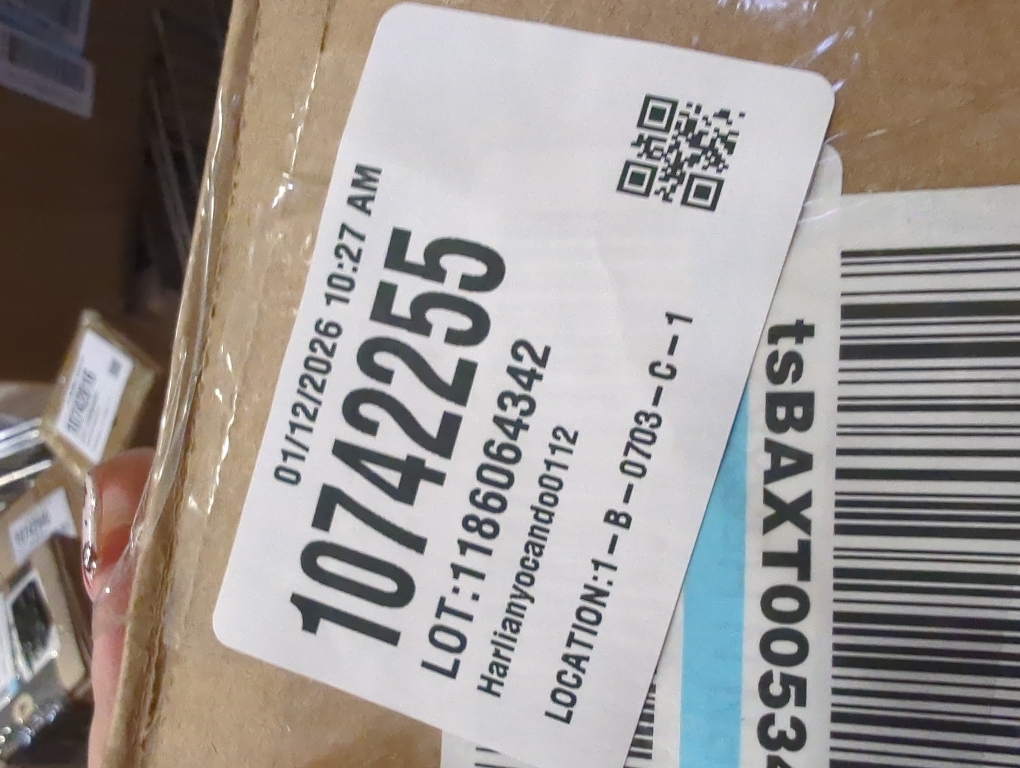 18FT Reach Light Bulb Changer for High Ceilings with Telescopic Extension Pole，3-12FT Light Bulb Extension Pole Changer with Baskets and Suction Cup for High Ceilings and Recessed Lights