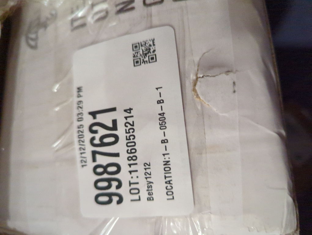 Black Chandelier, 6-Light Farmhouse Chandelier for Dining Room Lighting Fixtures Hanging, Dining Light Fixtures Industrial Modern Chandelier for Bedroom, Foyer, Hall, Kitchen, Living Room and Entryway