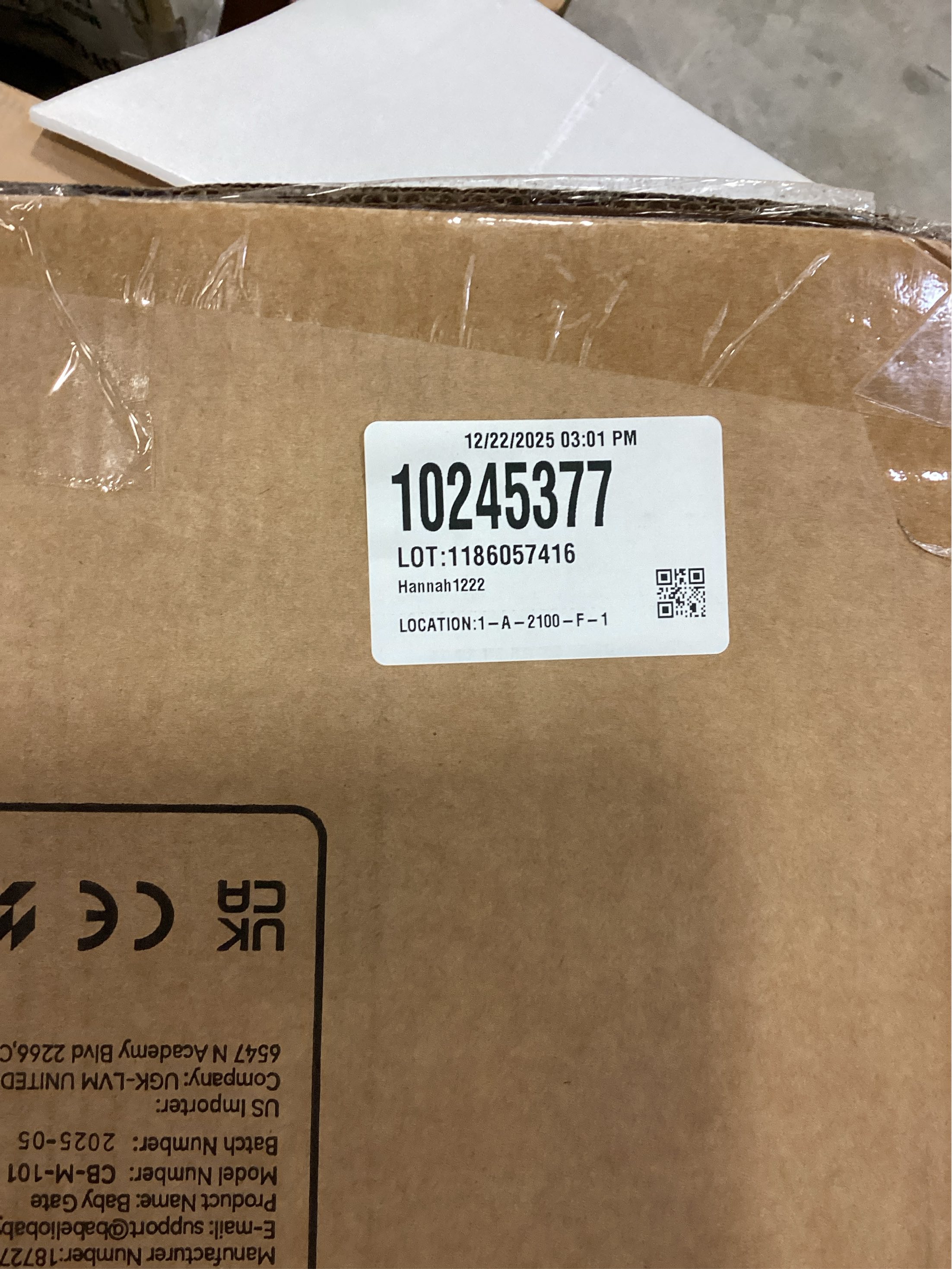 Babelio 29.7-46.5 No Bottom Bar Baby/Dog Gate for Stairs, House and Doorways, Auto Close Safety Pet Gates with Large Walk Thru Door, Hardware Mount, Black