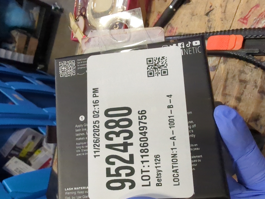 Glamnetic Magnetic Half Lashes - Princess | Natural Looking Half Lash Set, Short Cat Eye Flared, 6-Magnet Band, Reusable Eyelashes Small Eyes, Up to 60 Wears - 1 Pair