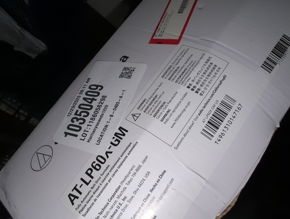 Fully Automatic Belt-Drive Turntable