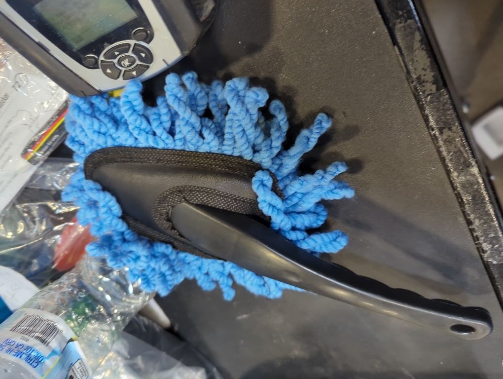 Vehicle Detailing Tool Multi-Functional Car Duster Brush for Interior Cleaning Ergonomic Design for Upholstery Dashboard and Door Panels Soft Bristles for Easy Dust Removal