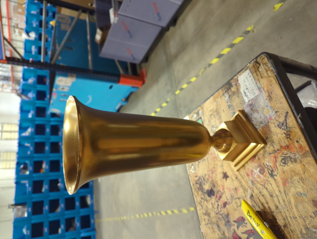 Serene Spaces Living 18-Inch Gold Pedestal Urn - Elegant Tapered Gold Vase for Flowers - Perfect as a Centerpiece for Home Decor, Weddings, Parties, and Events (Large- Pack of 1)