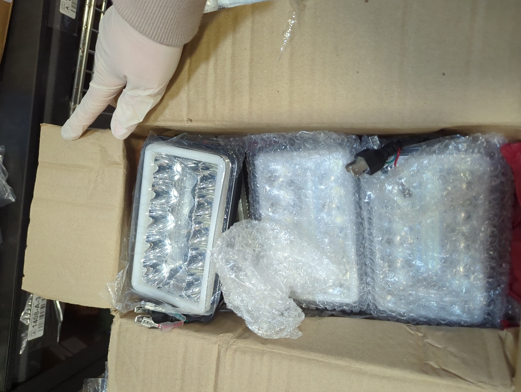 AMUNIESUN 4PCS 4X6 Inch LED Halo Headlights Sealed Beam DRL Turn Light Compatible With Chevy Suburban C10 C20 K10 K30 K5 Blazer (1981-1987) H4651 H4642 H4652 H4656 H4666 H4668 H6545 Replacement