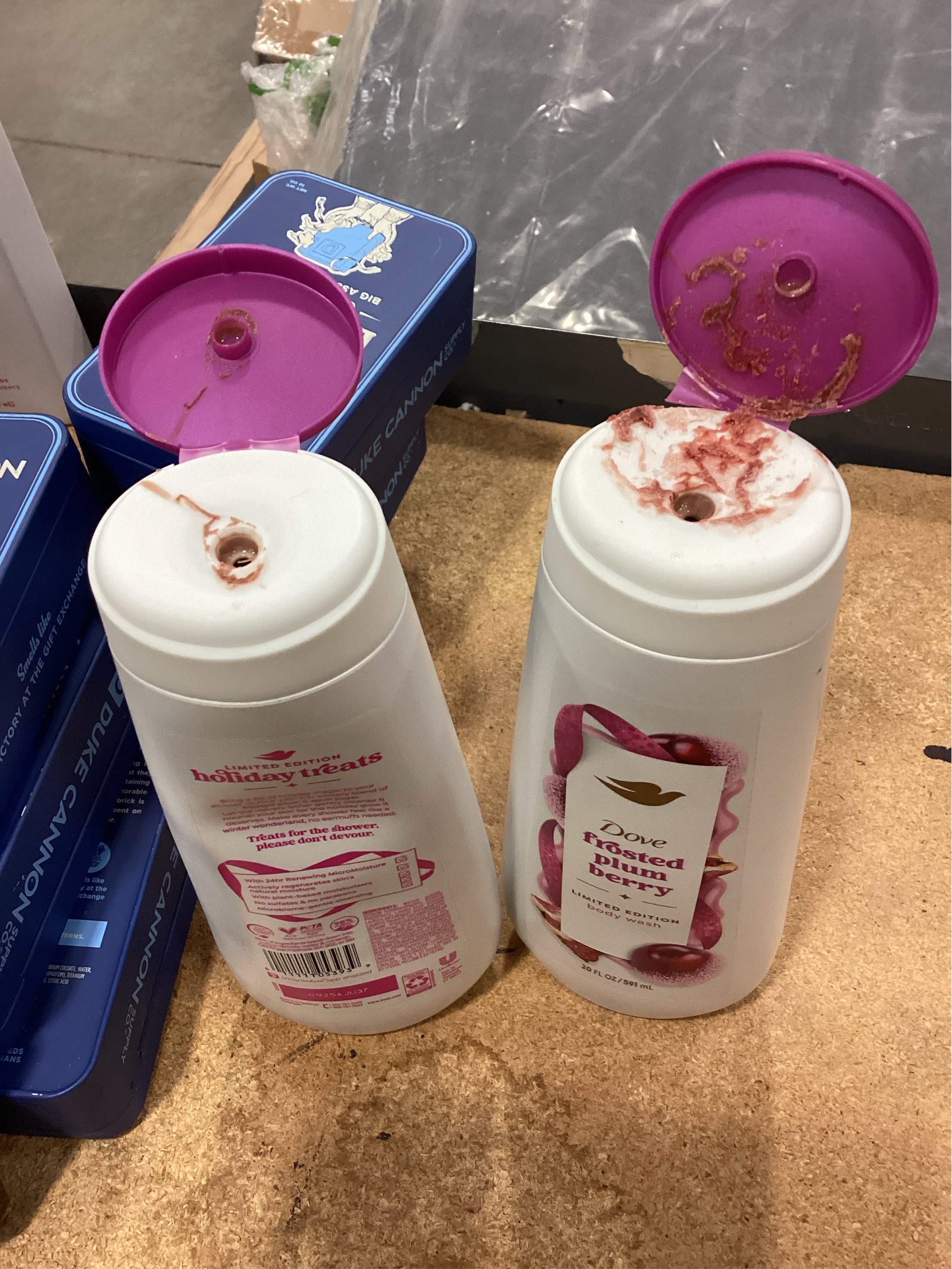 Dove Beauty Limited Edition Holiday Treat Body Wash - Frosted Plum Berry 2 pack