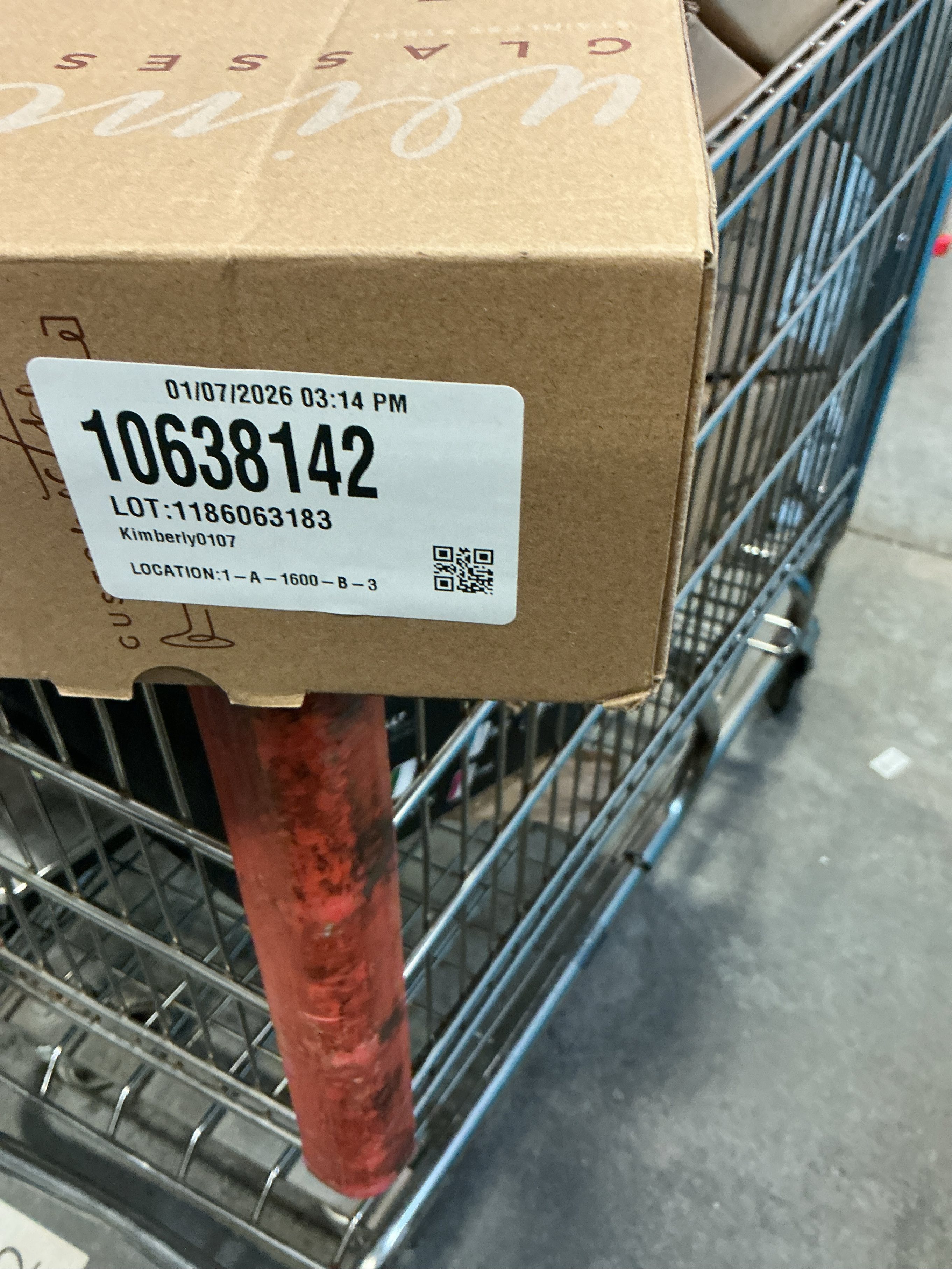 Gusto Nostro Stainless Steel Wine Glass - 18 oz Unbreakable Gold Wine Glasses for Travel, Camping and Pool - Fancy, Unique and Cute Portable Metal Wine Glass for Outdoor Events, Picnics (Set of 2)