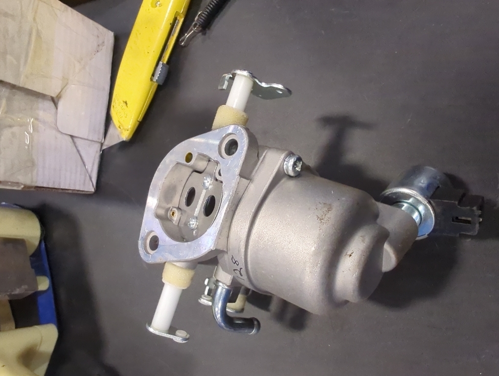 Carburetor Carb For John Deere Z355E ZTrak Mower