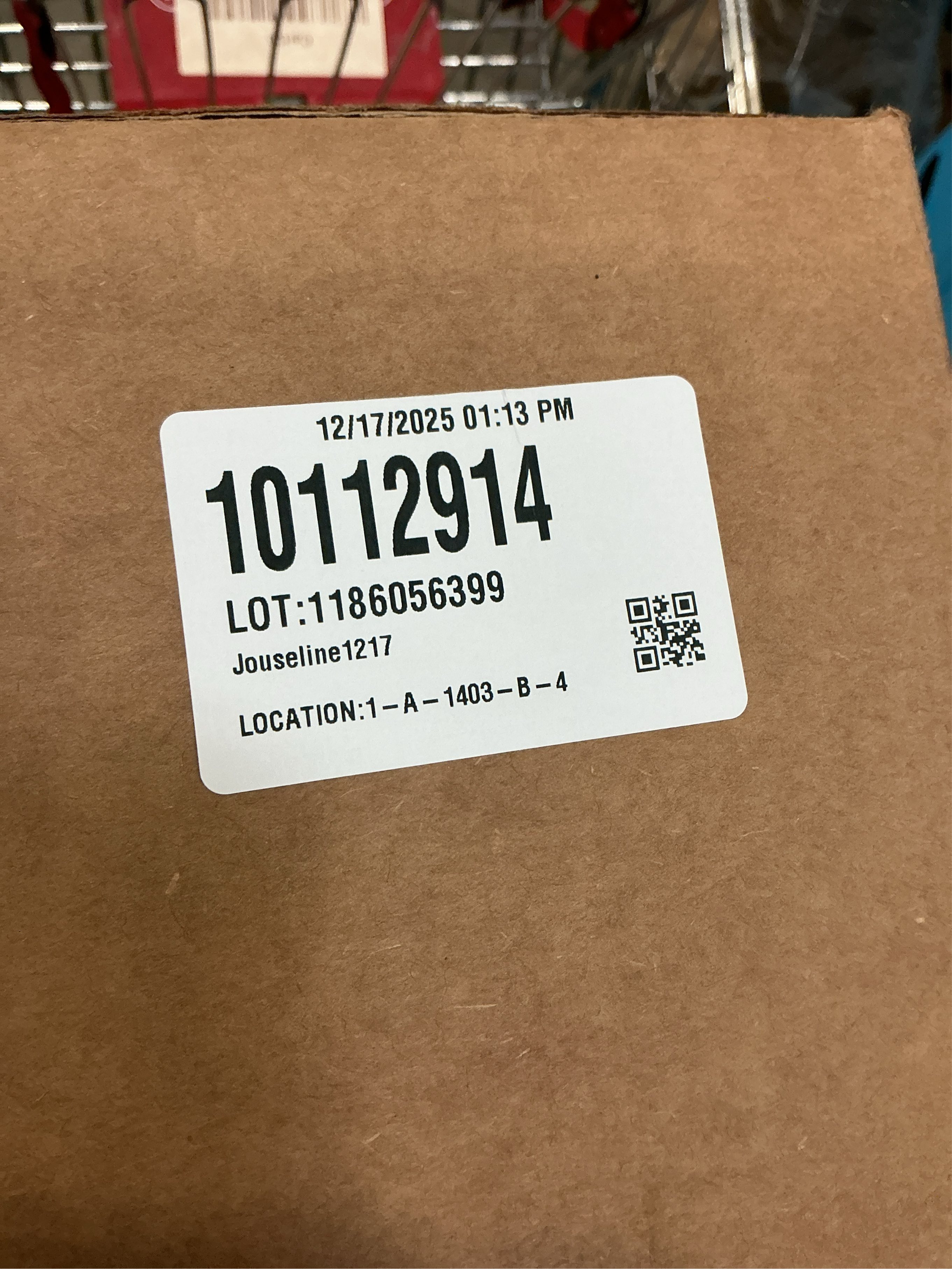 EDOW Throw Pillow Inserts, Set of 2 Lightweight Down Alternative Polyester Pillow, Couch Cushion, Sham Stuffer, Machine Washable. (White, 18x18)