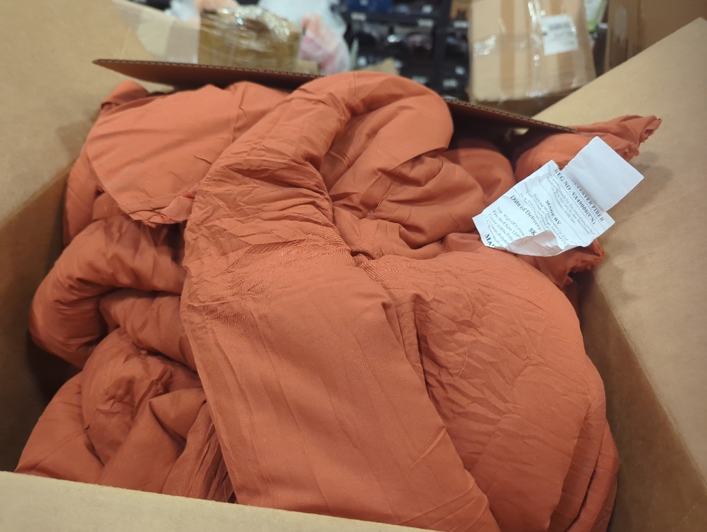 Size Super king Color burnt orange CozyLux  Comforter Set Burnt Orange - Bed in a Bag Size Luxury Soft Bed Set for All Seasons, Bedding Set with Down Alternative Comforter, Sheets, Pillowcases & Shams, Terracotta