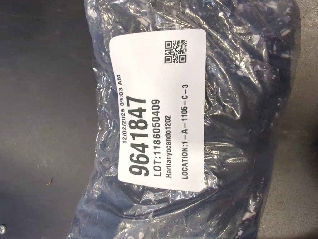 Size S Nike Big Girls' Tempo Dri-FIT Running Shorts