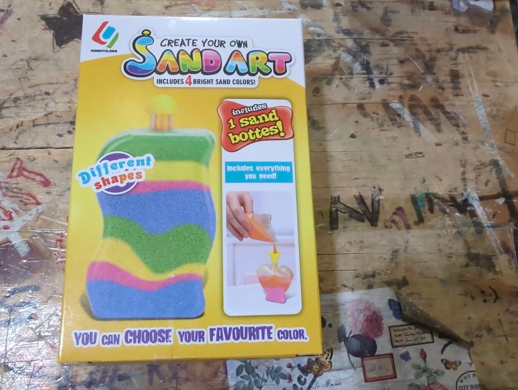 MAGICACORN Glow Sand Art Kit for Kids – DIY Creative Craft Activity, Sand Art Bottle with Glow-in-The-Dark Effect, Arts and Crafts Gift for Kids Age 5-12, Fun Busy Activity, Gift Ideas (Heart Bottle)