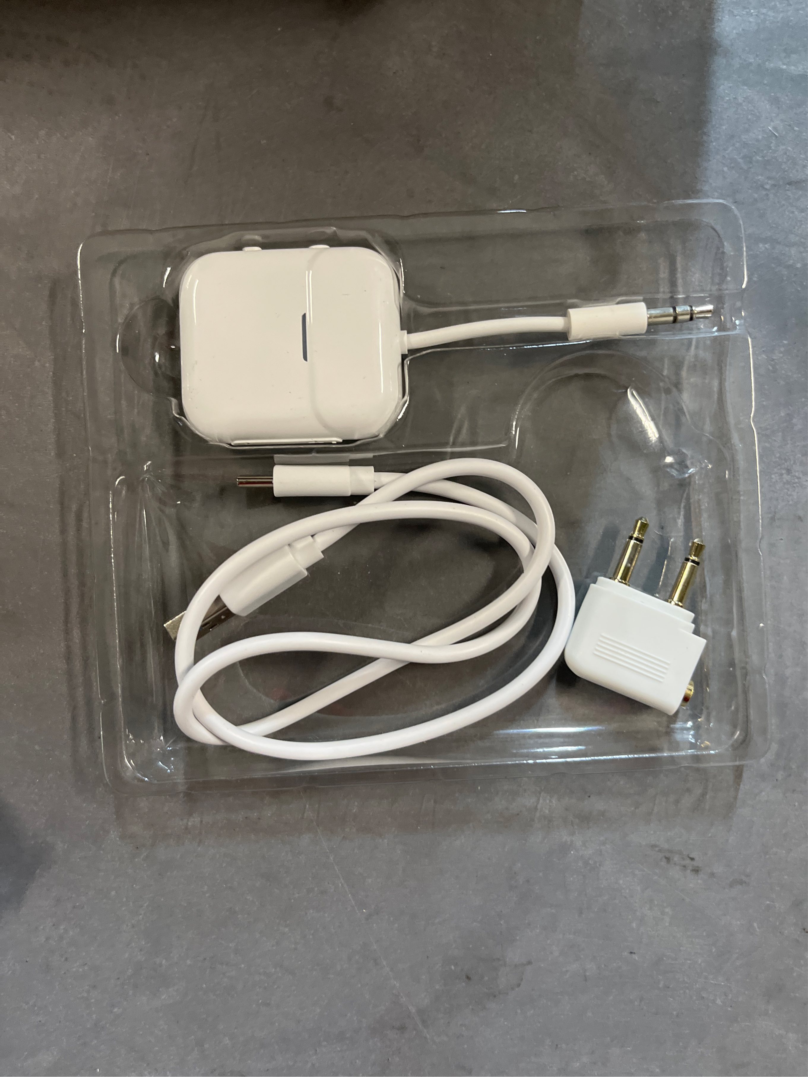 Nulaxy Air in-Flight Bluetooth Wireless Audio Transmitter Receiver for up to 2 AirPods & Wireless Headphones, Bluetooth Adapter for All 3.5mm Jacks on Airplanes, Gym Equipment, TVs & Gaming Consoles