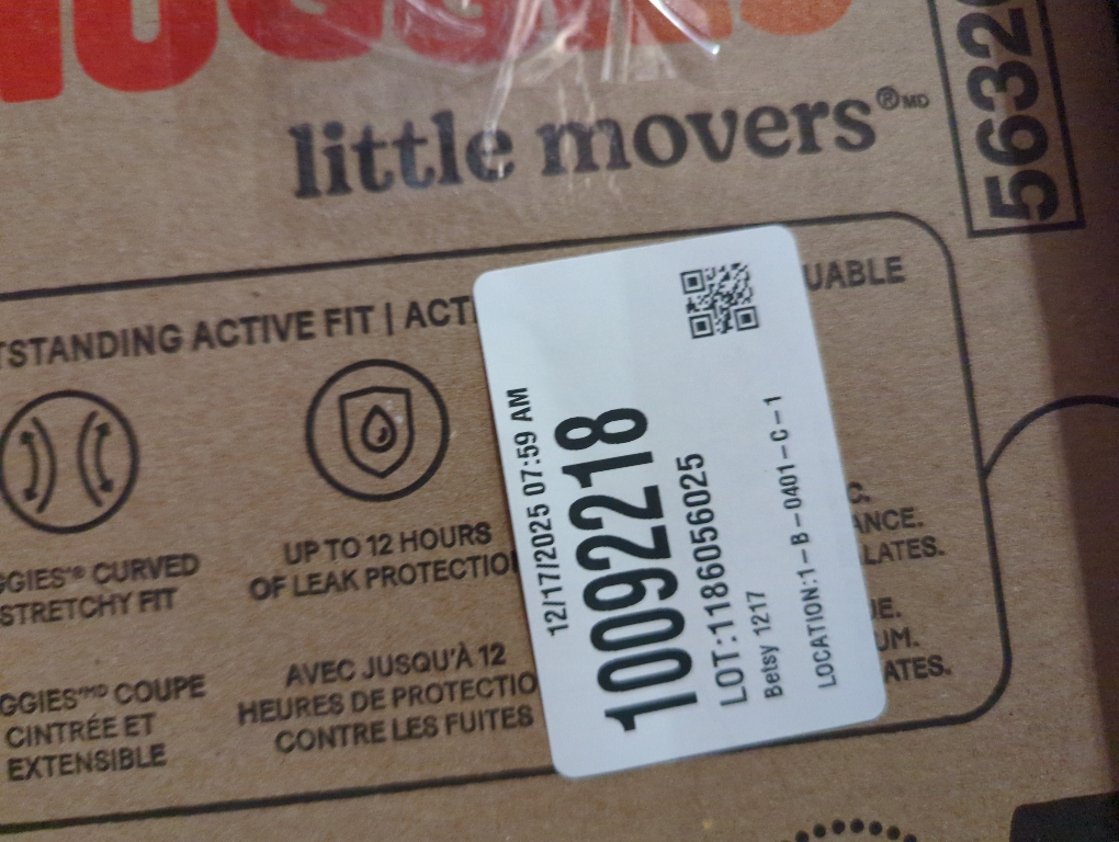 Huggies Size 7 Diapers, Little Movers Baby Diapers, Size 7 (41  lbs), 88 Count (2 Packs of 44), Packaging May Vary