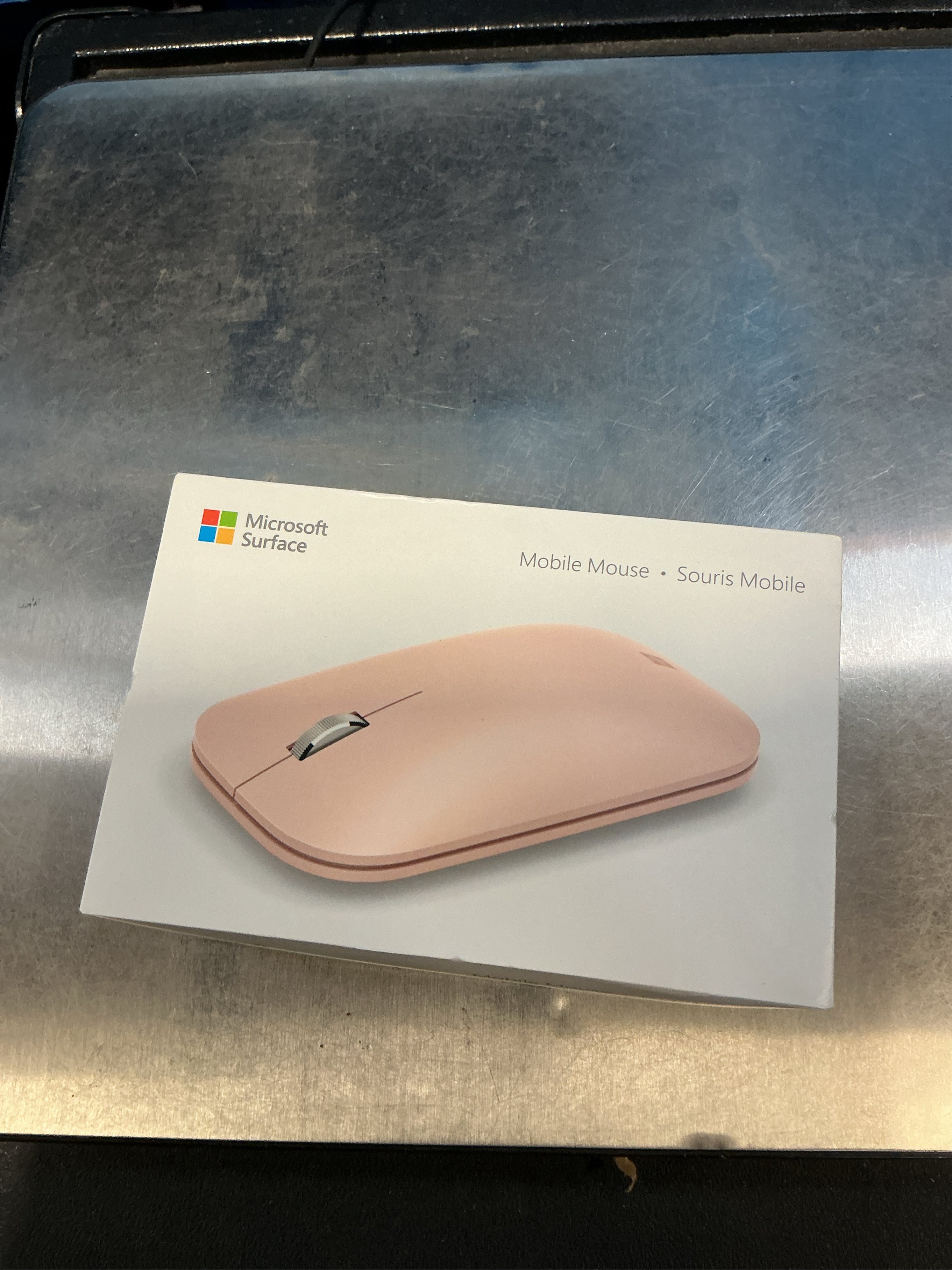 Microsoft Surface Mobile Mouse Sandstone - Bluetooth Connectivity - Seamless scrolling - Light & portable - BlueTrack enabled