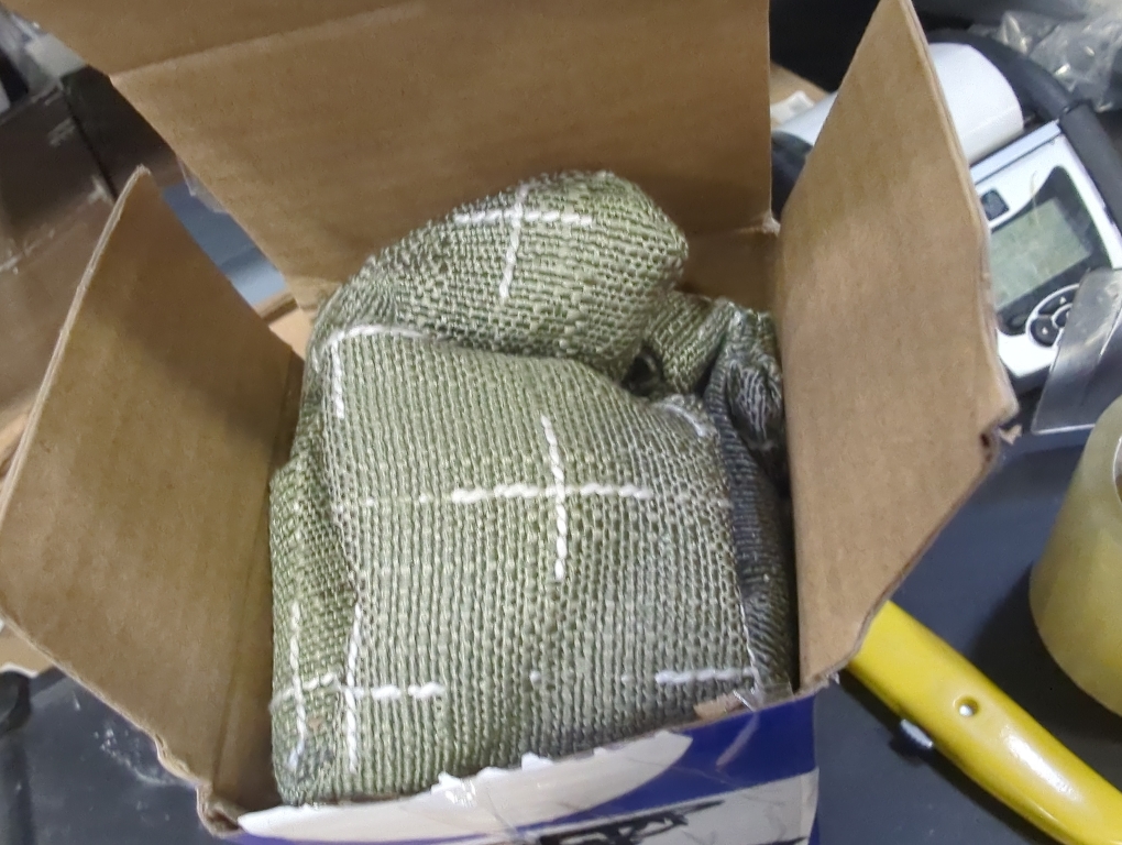 Size 20x20  Pack of 2 Color Green Decorative Burlap Linen Throw Pillow Covers Farmhouse Pillowcases Modern Rustic Woven Textured Cushion Cover for Sofa Couch Bed 20x20 Inch Sage Green