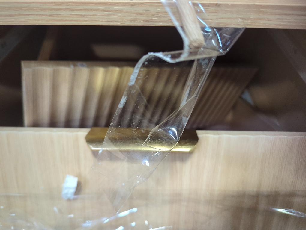 Size 19.7 Color brown Fluted Nightstand with Charging Station, 19.7'' Wide Morden End Table with USB/Type-C Ports, 2 Drawers & Open Shelf, Curved Profile Design, Wood Bedside Table for Bedroom (Natural Oak)