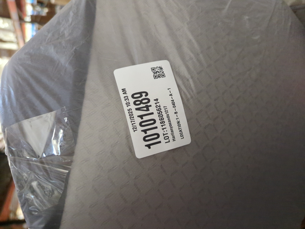 Tepook Super Soft Fluffy Rug for Bedroom, Modern Shaggy Fuzzy Kids Rugs for Living Room, Plush Indoor Nursery Home Decor Dorm Carpet with Non-Slip Bottom, Black, 2 X 3 Feet