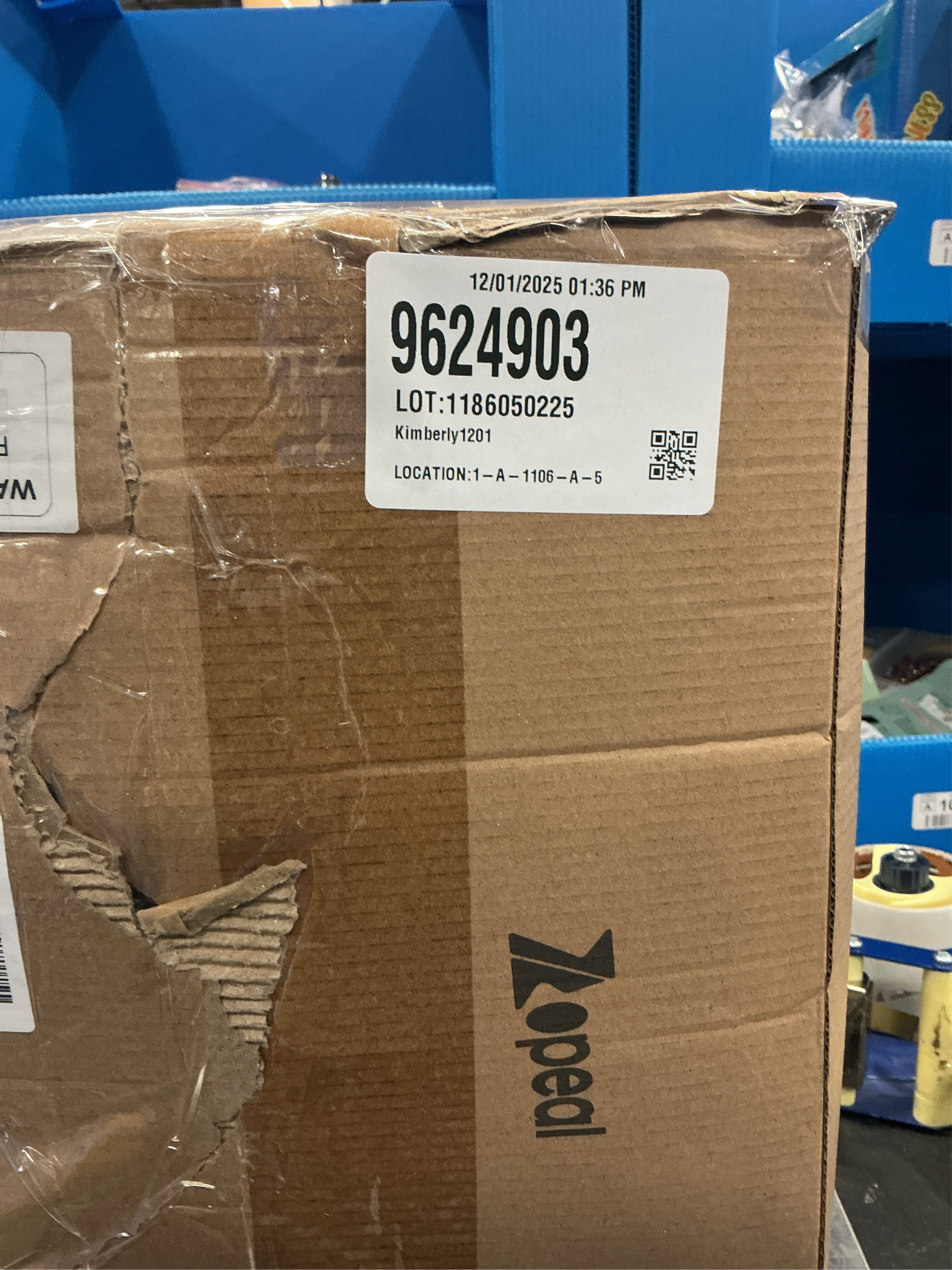 Zopeal 30 Set Champagne Coupe Cocktail Glasses 5 oz with Satin Ribbon Black Bow 3.5 Inch Plastic Margarita Martini Glasses for Birthday Bachelorette Party Gift Wedding Champagne Tower