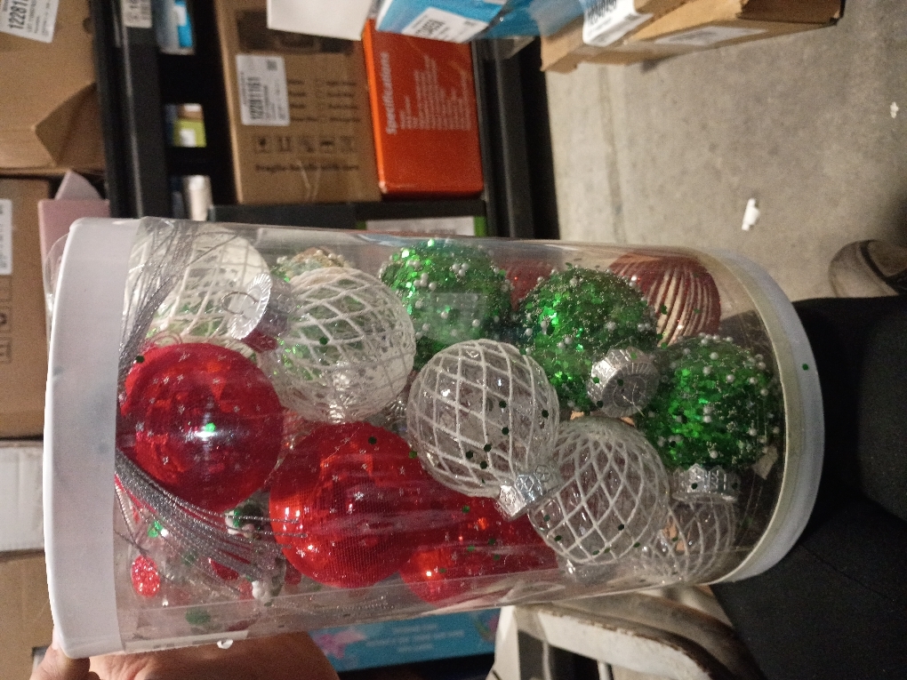 25PCS Christmas Ornaments Set, 2.36/6CM Assorted Clear Plastic Shatterproof Ball Hanging Ornaments for Xmas Tree Decorations, for Indoor Home Holiday Decor - Red/Green/White.