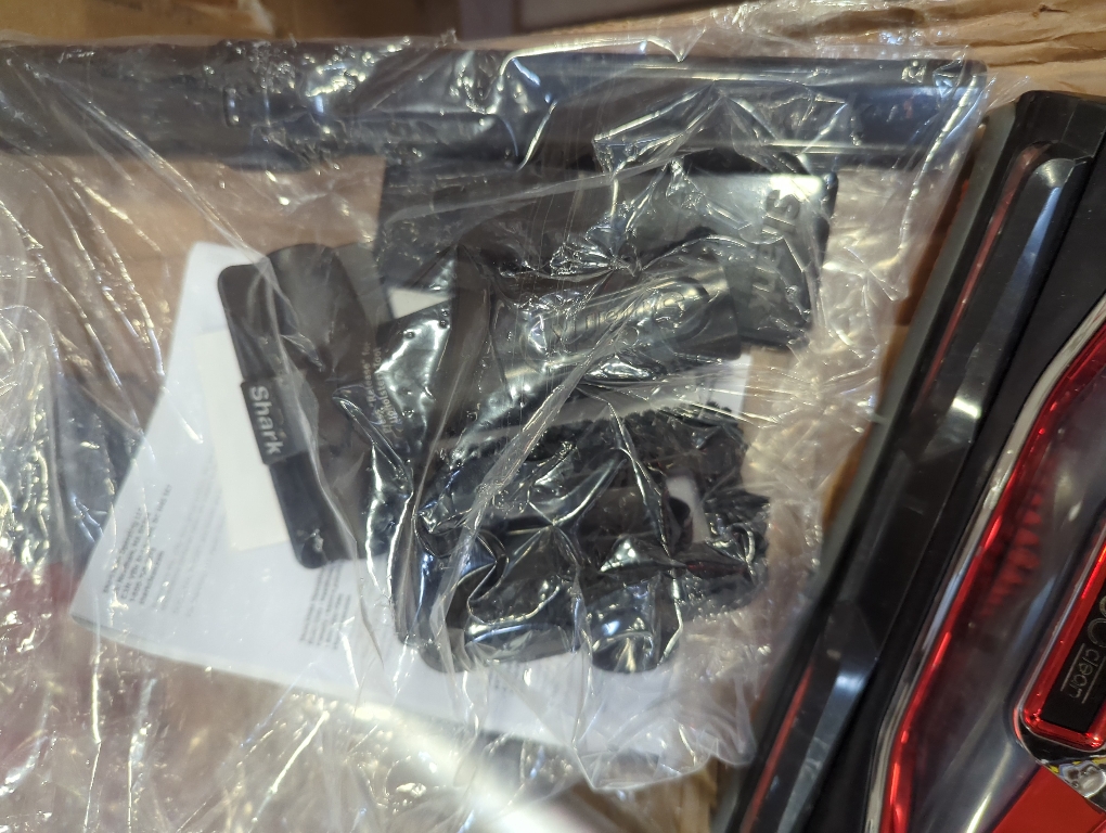 Shark Duo Cleaning Vaccum