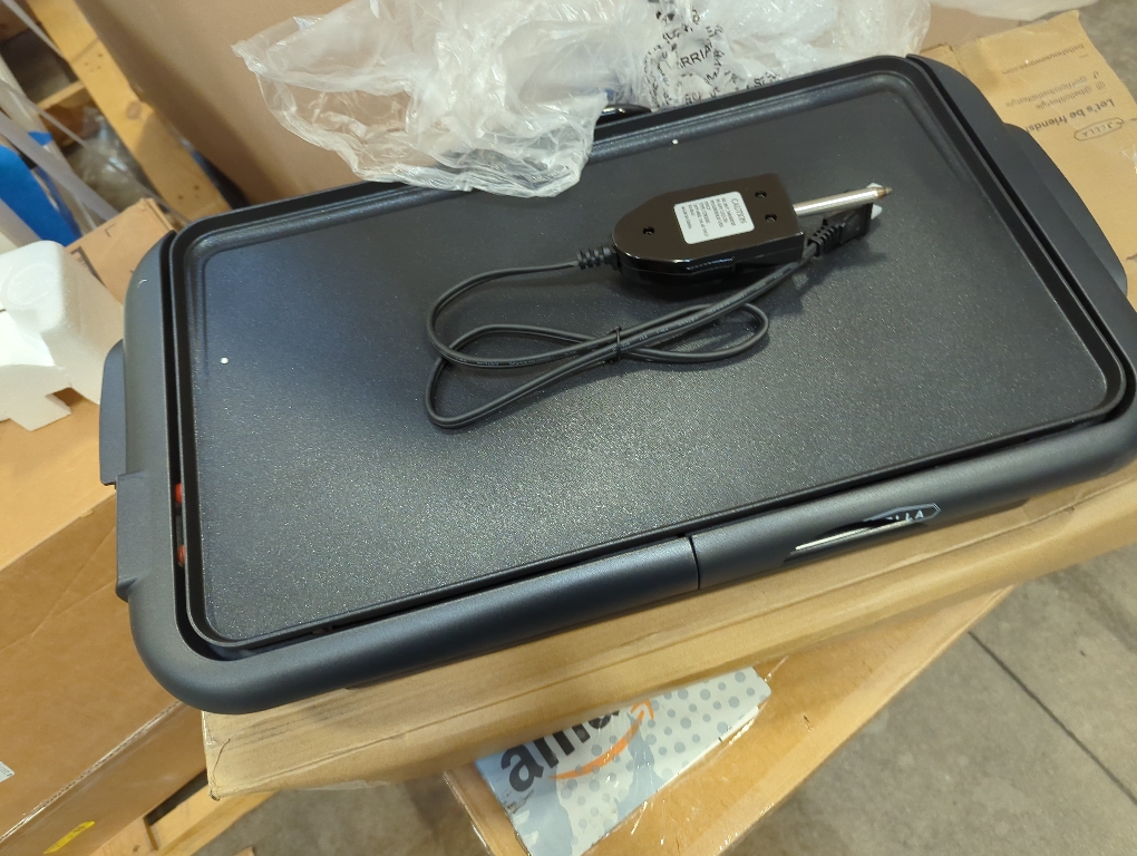 bella Electric Griddle with Warming Tray - Smokeless Indoor Grill, Nonstick Surface, Adjustable Temperature & Cool-touch Handles, 10 x 18, Copper/Black, PFOA & PTFE Free