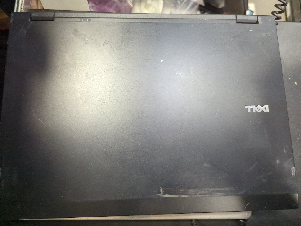 Dell Latitude E5400 With Charger