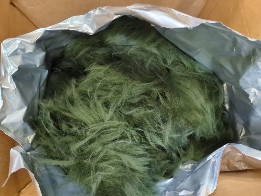 Green Premium Genuine Fur Sheepskin Rug Real Australia Sheepskin Natural Luxury Fluffy Lambskin Fur Area Rug Seat Covers for Kids Bedroom Sofa Chair Cover (Military Green, Double Pelt/2ft x 6ft)