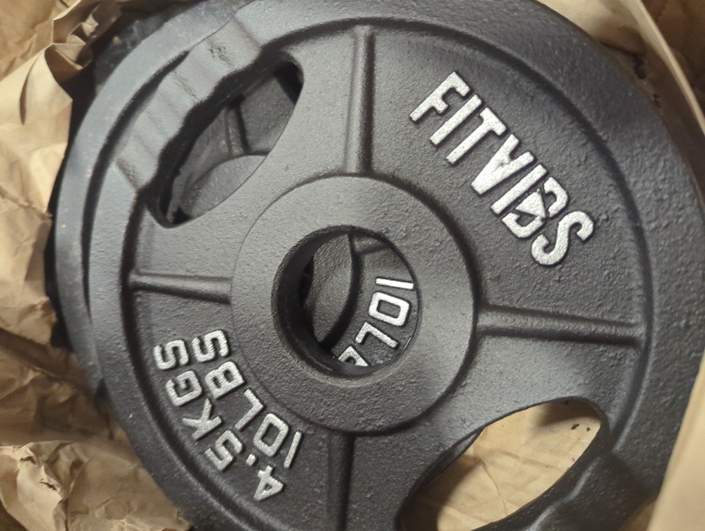 Set of 4 Signature Fitness Cast Iron Plate Weight Plate for Strength Training and Weightlifting, Standard or Olympic, Multiple Sizes