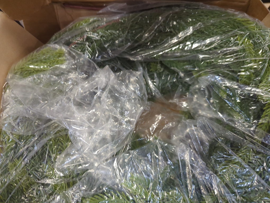 N&T NIETING 6FT Christmas Norfolk Pine Garland Real Touch Pine Artificial Faux Greenery Garlands Winter Christmas Garland for Table Mantle Fireplace Holiday Indoor Outdoor Xmas Decorations (1 Pcs)