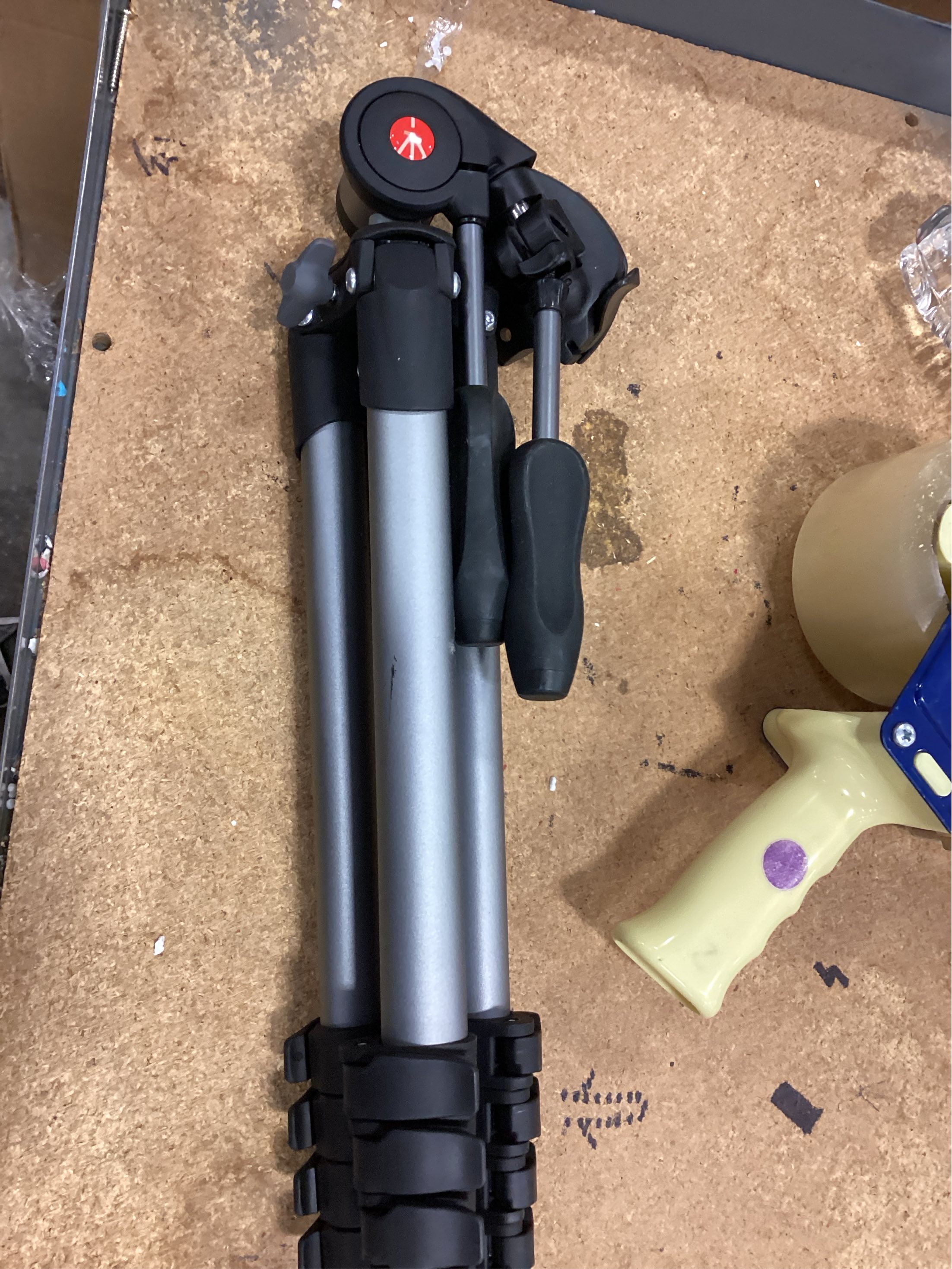 Manfrotto - Compact Advanced Smart 65 Tripod - Black