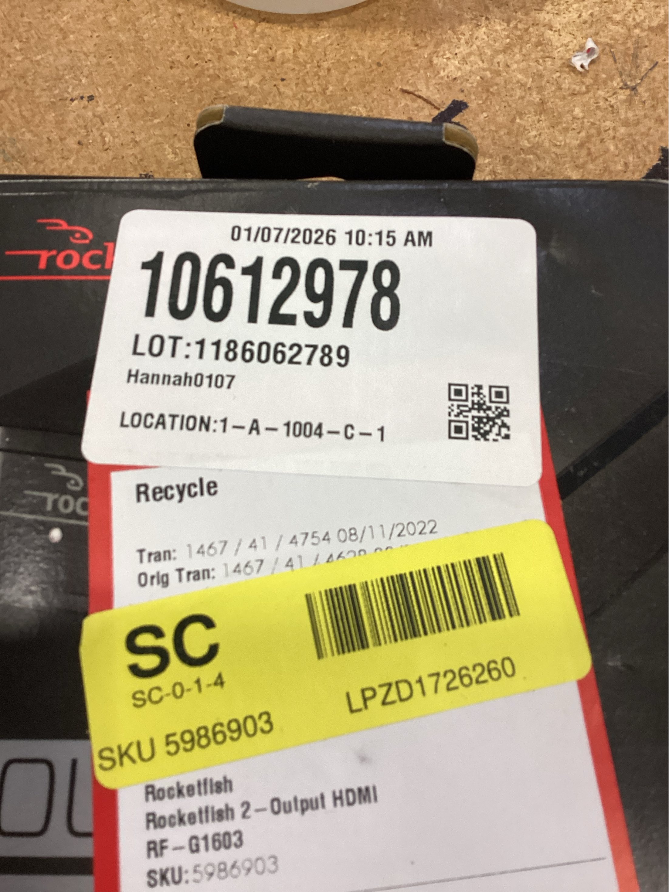 Rocketfish 2-Output HDMI Splitter with 4K at 60Hz and HDR Pass-Through - Dual HDMI Splitter with Easy Setup - HDMI Splitter Output Supports 2 HDMI Displays - Splitter with 4k & HDR Compatibility