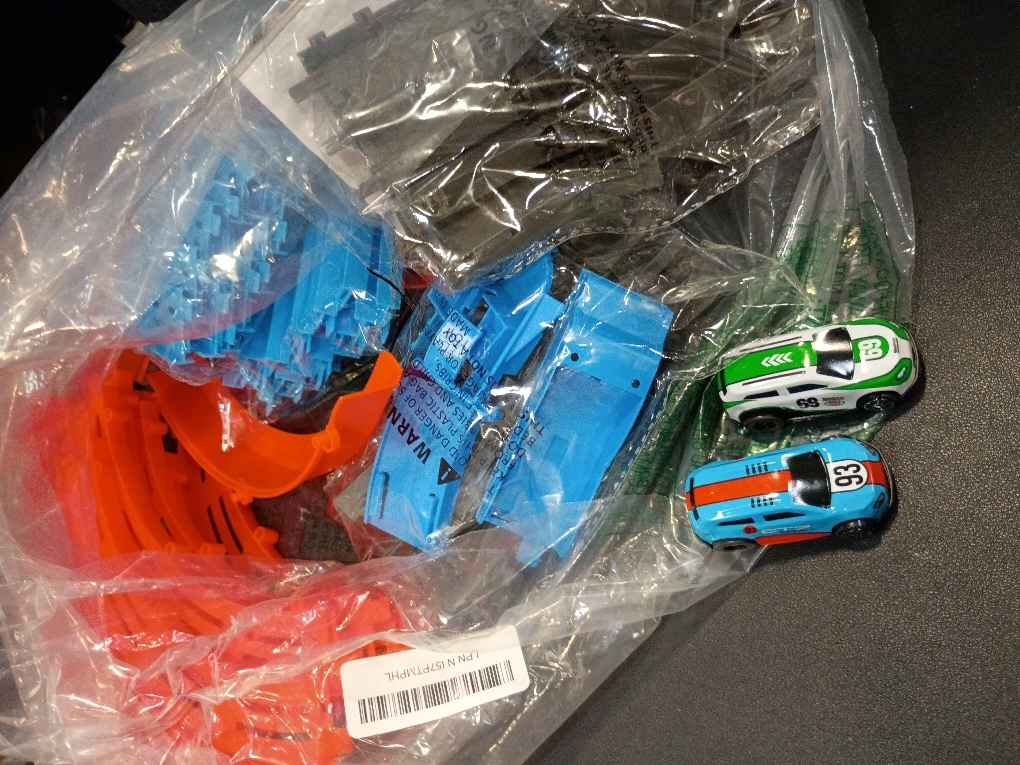 ‌Slot Car Race Track Sets with 360° Thrill Loops & 4 High-Speed Cars, 64 Pcs Large Flexible Racing Track for Kids Ages 3-5 4-8 8-12, Race Car Toys Gift for Boys Girls Birthday Christmas