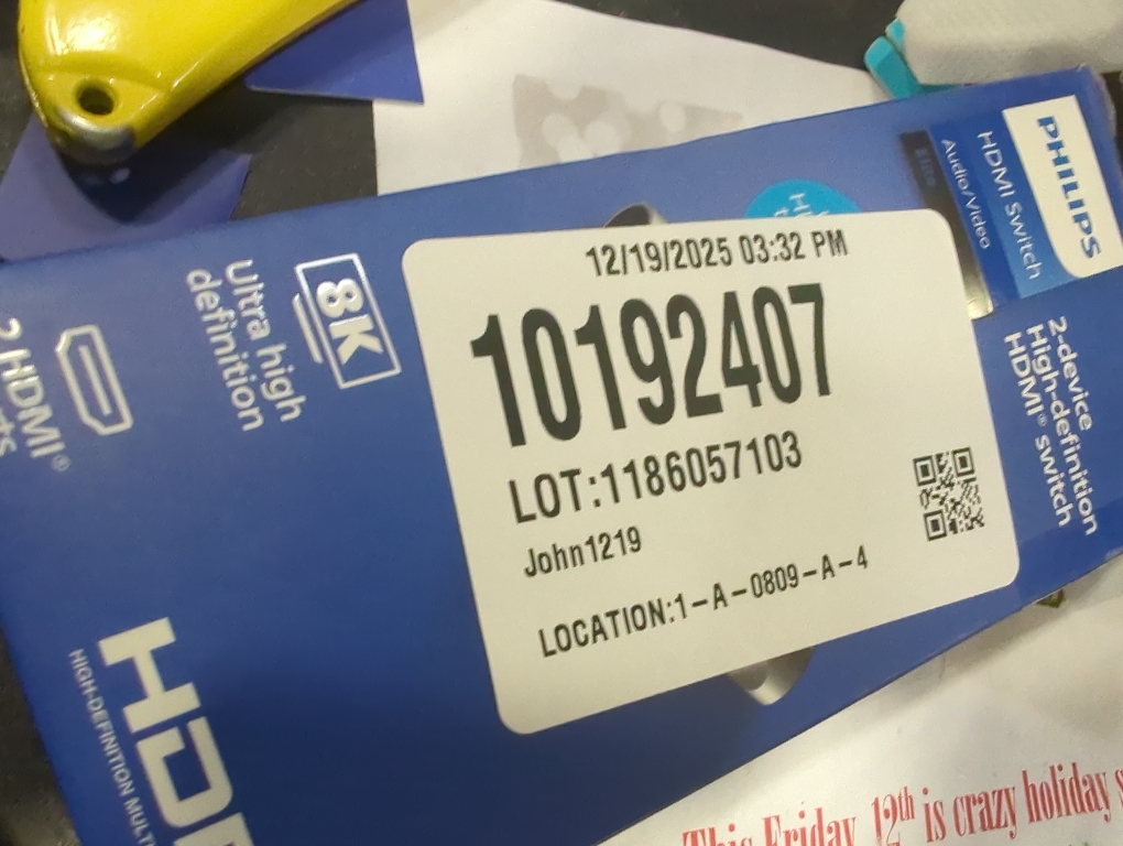 Philips 8K HDMI 2-Port Switch - Silver