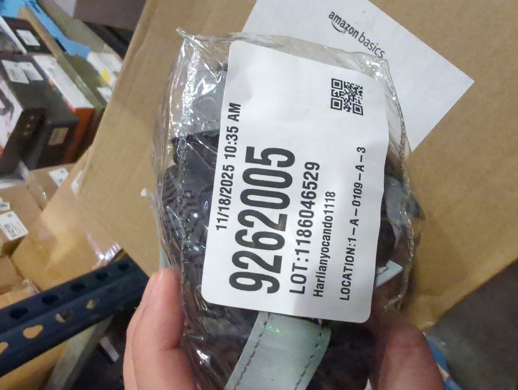 Payanwin Dog Boots, 4PCS Warm Lined Winter Dog Shoes Waterproof Non-Slip Dog Shoes with Adjustable Reflective Straps for Outdoor Snow＆Rain (Orange and Black, #5)