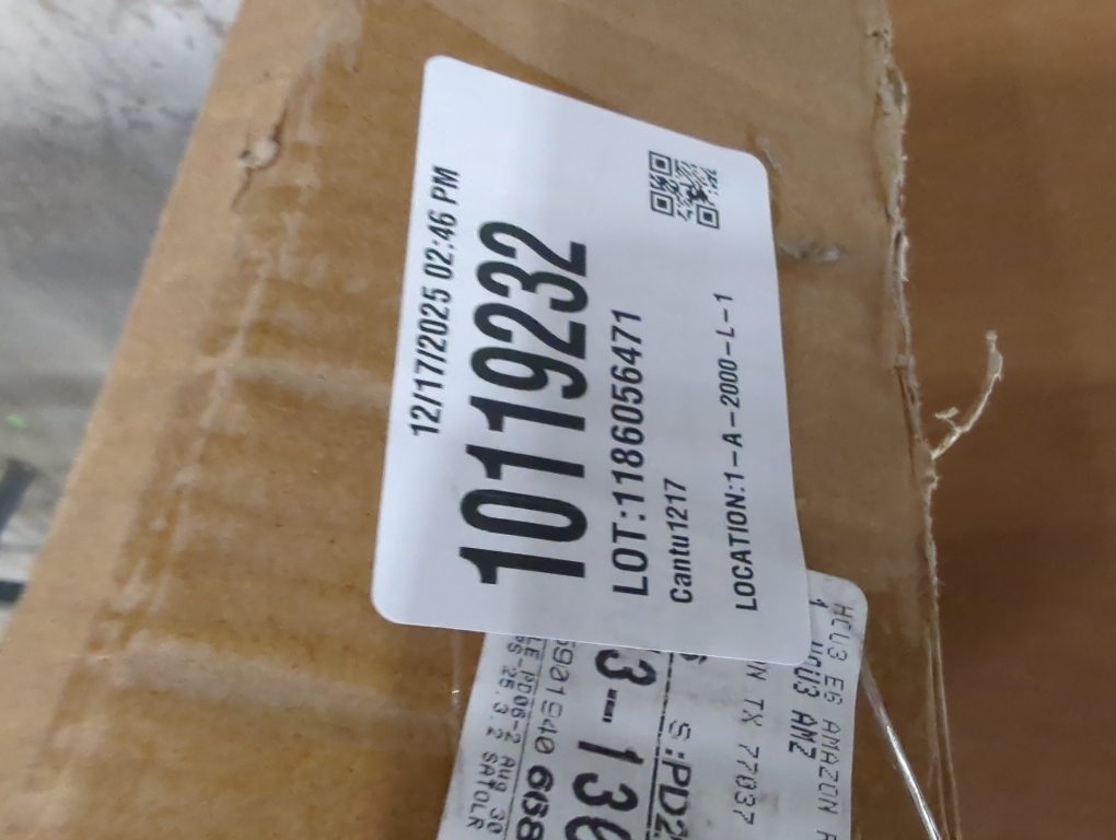 Amazon Basics Durable,Foldable Metal Wire Dog Crate with Tray, Double Door, 30 x 19 x 21 in, Black