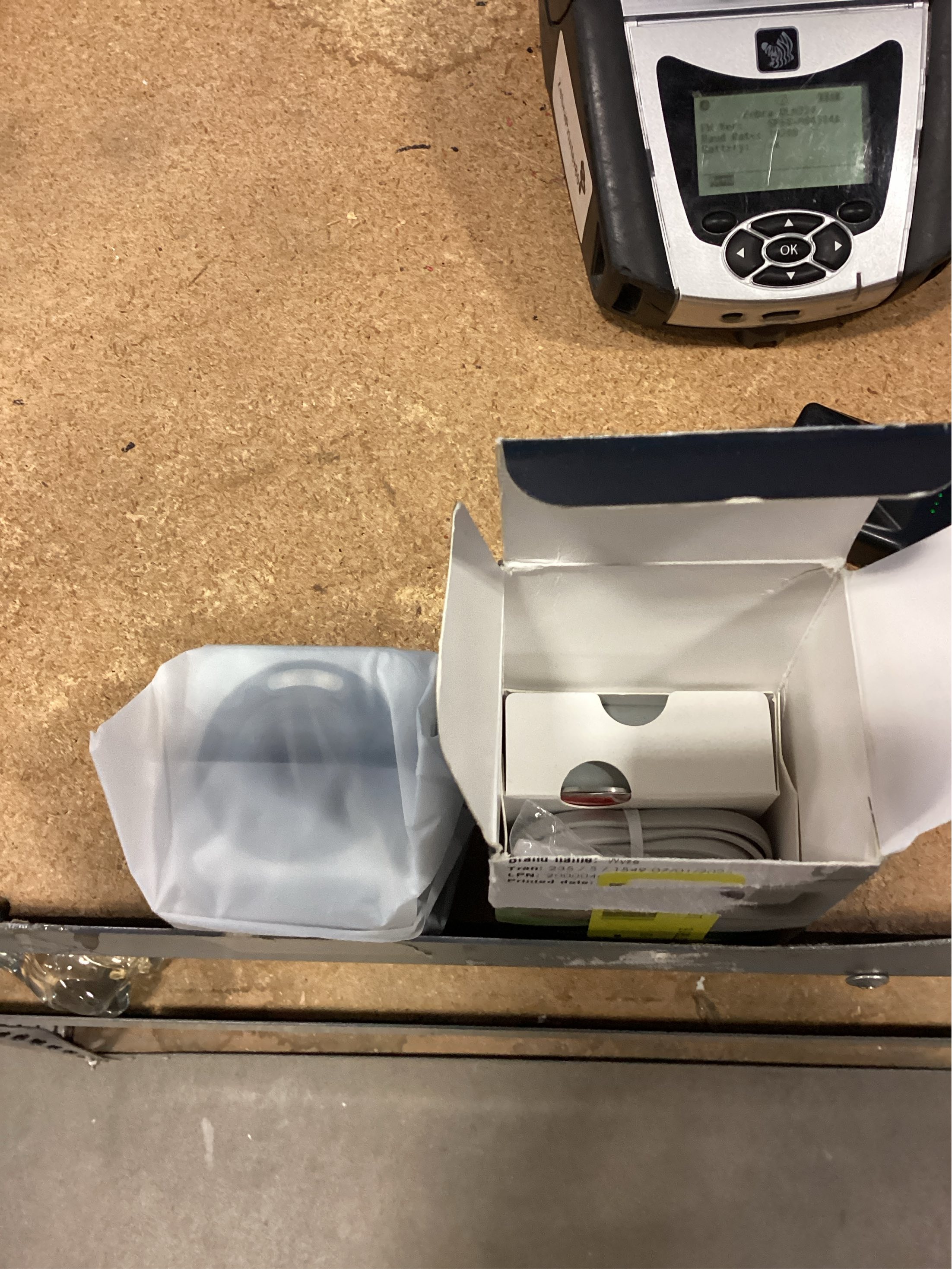 Wyze Cam V4 Plug-in Indoor and Outdoor Smart-Enabled Security Camera