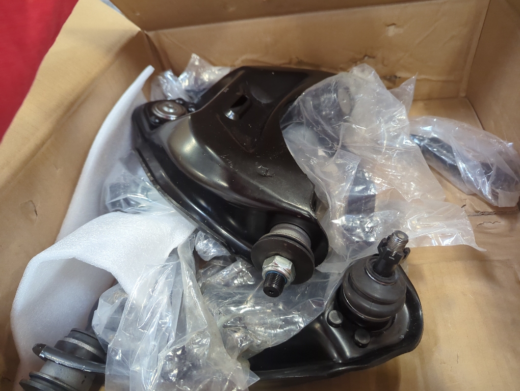 SCITOO 14pcs RWD Suspension Kit For 1996-2003 For Chevy S10 1996-2005 Blazer w/Suspension Parts Upper Control Arm Lower Ball Joint Sway Bar Center Link Outer Inner Tie Rod End Adjusting Sleeve