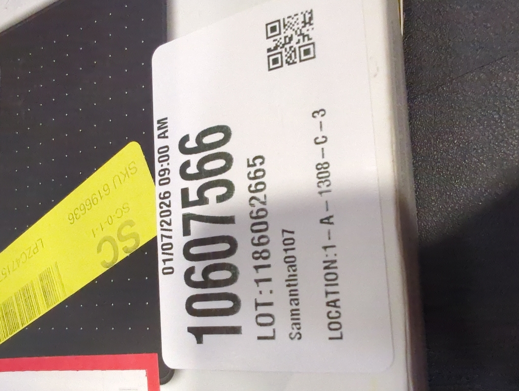 Wacom Intuos Graphics Drawing Tablet, 3 Bonus Software Included, 7.9x 6.3, Black, Small (CTL4100)