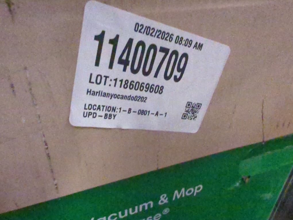 iRobot Roomba Combo j9  Auto Charging Self Emptying Pet Robotic Vacuum and Mop