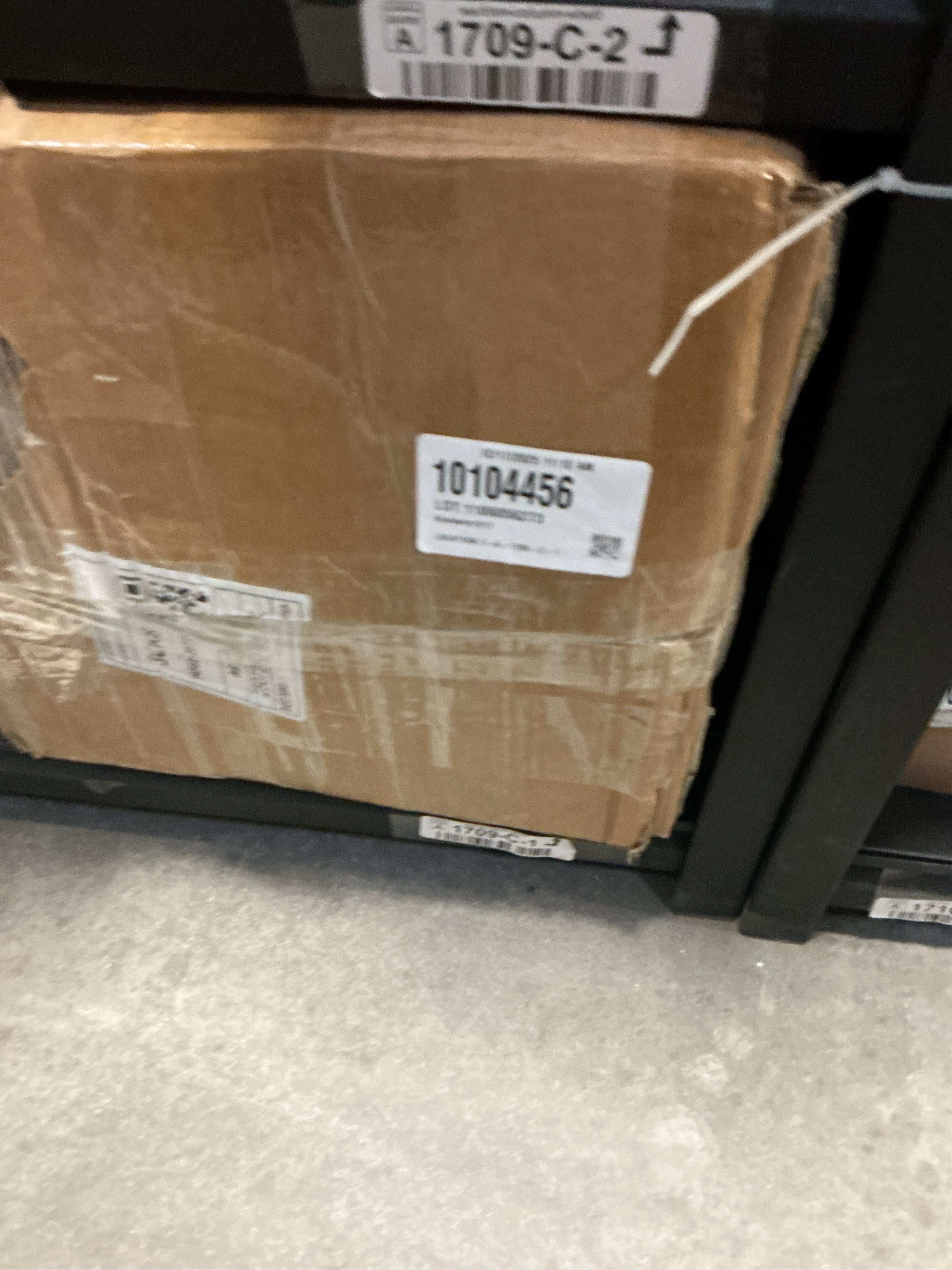 Golf Travel Bag with Hard Case Top, 1680D Heavy Duty Oxford Golf Club Travel Bags for Airlines with Wheels Easy to Maneuver